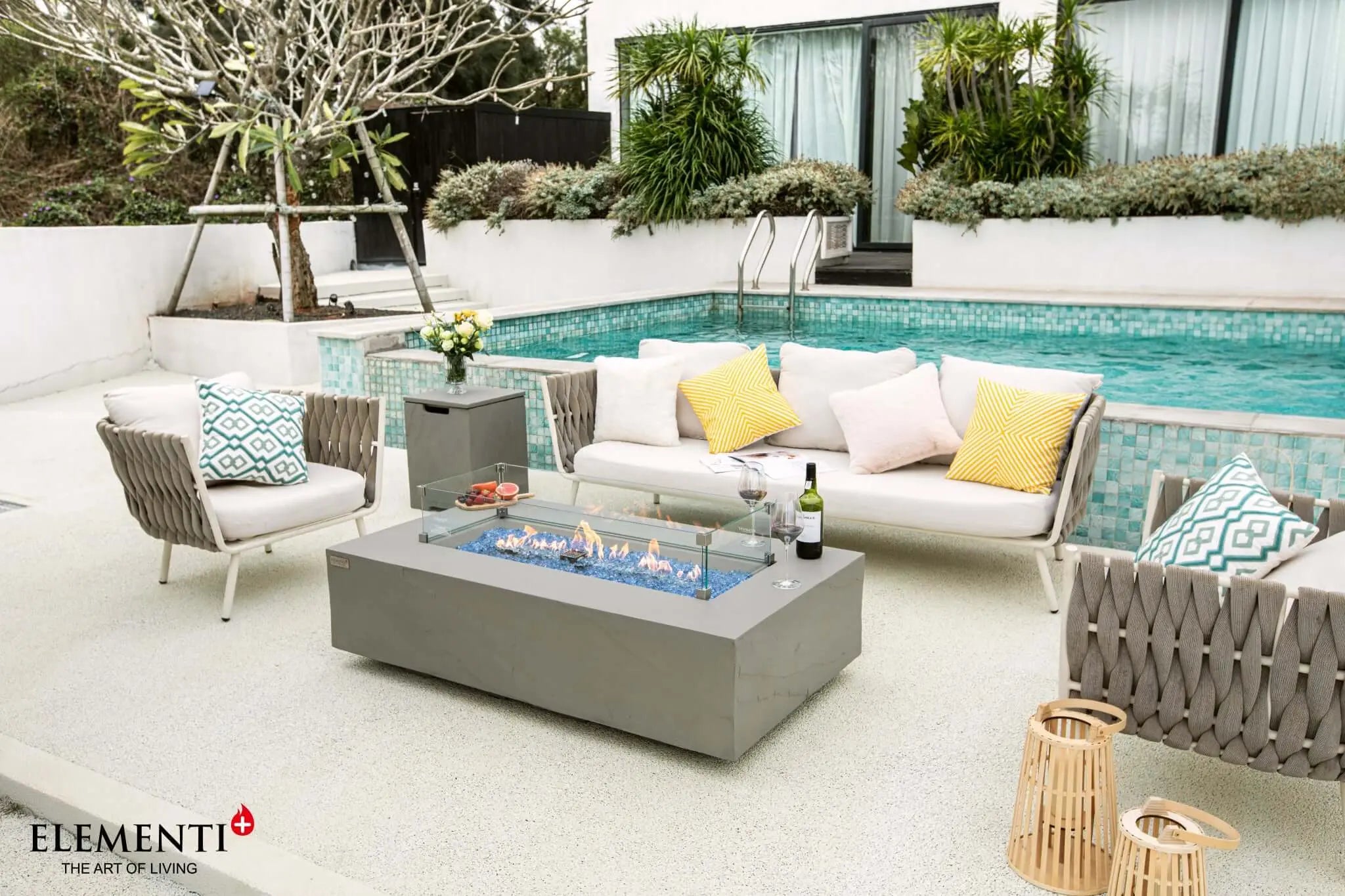 Meteor compact curved GFRC fire table, Elementi Plus outdoor gas fire pit