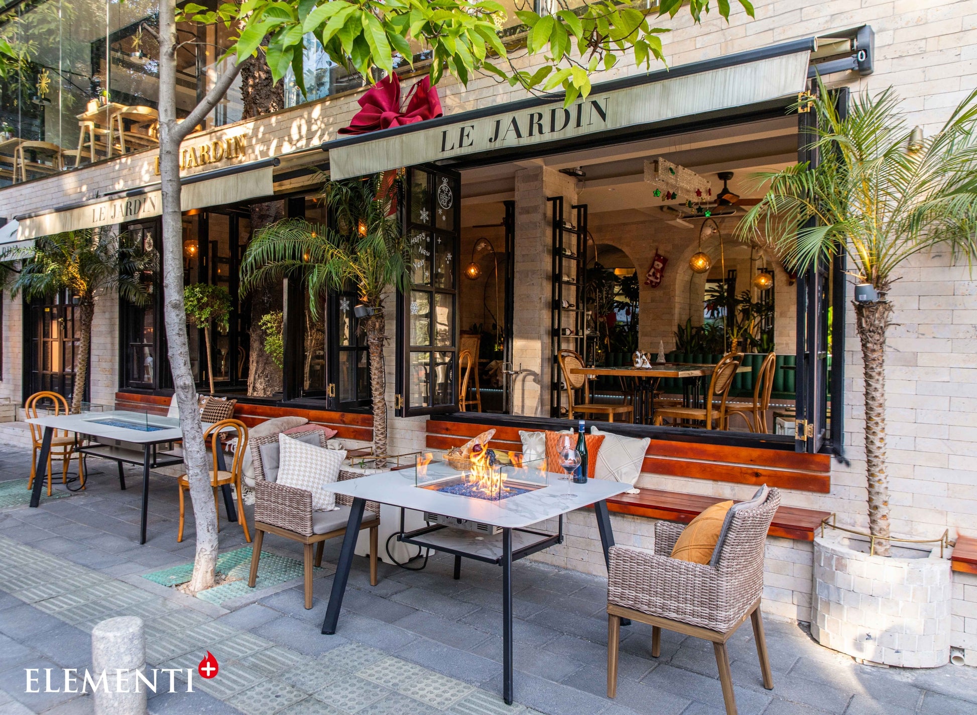 Helsinki Dining Table - Backyard Pyre